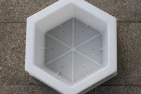 護坡六棱塊塑料模具你了解多少？